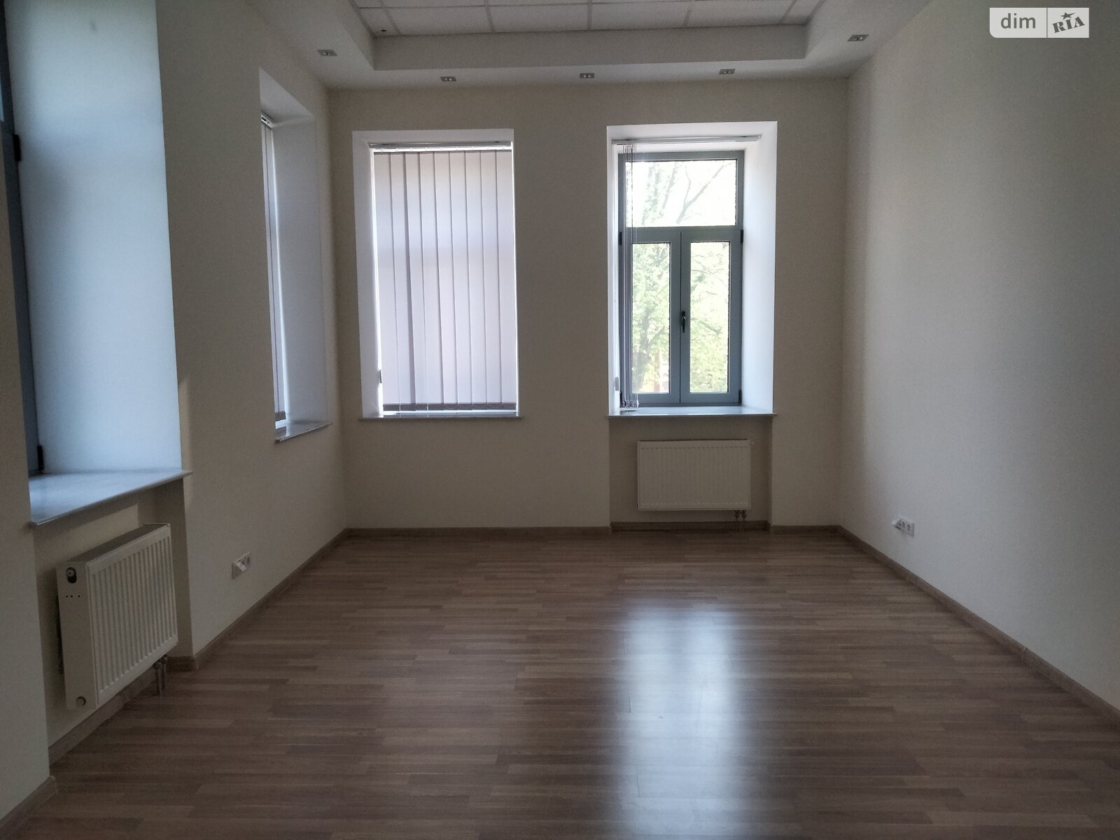 Оренда офісного приміщення в Києві, Володимирська вулиця, приміщень -, поверх - 2 фото 1 Оренда офісного приміщення в Києві, Володимирська вулиця, приміщень -, поверх - 2 фото 1