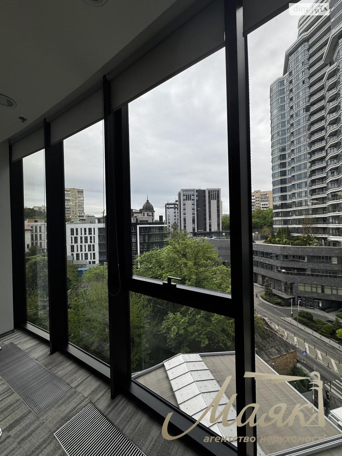 Аренда офисного помещения в Киеве, Болсуновская улица 13-14, помещений - 5, этаж - 9 фото 1 Аренда офисного помещения в Киеве, Болсуновская улица 13-14, помещений - 5, этаж - 9 фото 1