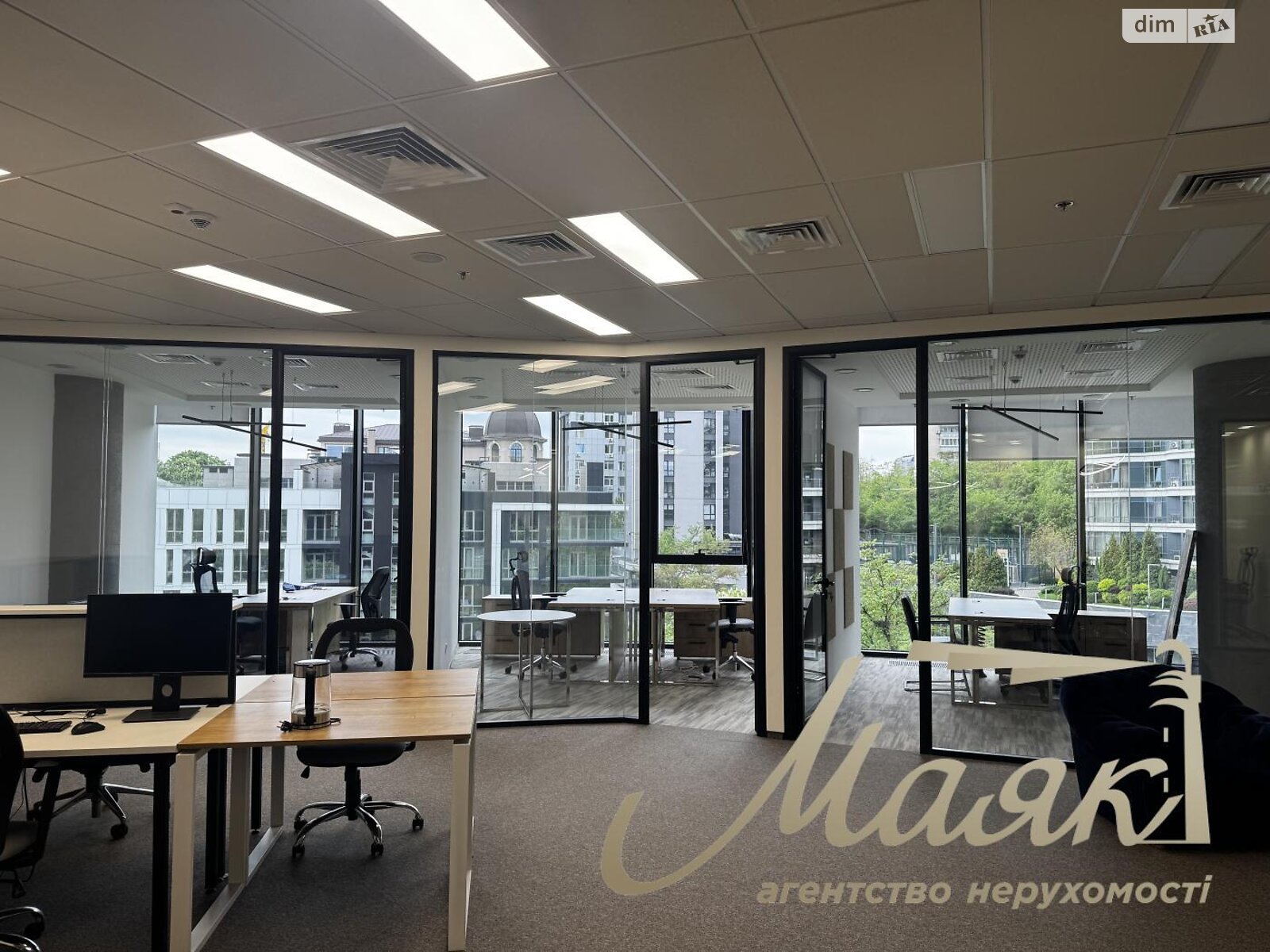 Аренда офисного помещения в Киеве, Болсуновская улица 13-14, помещений - 5, этаж - 9 фото 1 Аренда офисного помещения в Киеве, Болсуновская улица 13-14, помещений - 5, этаж - 9 фото 1