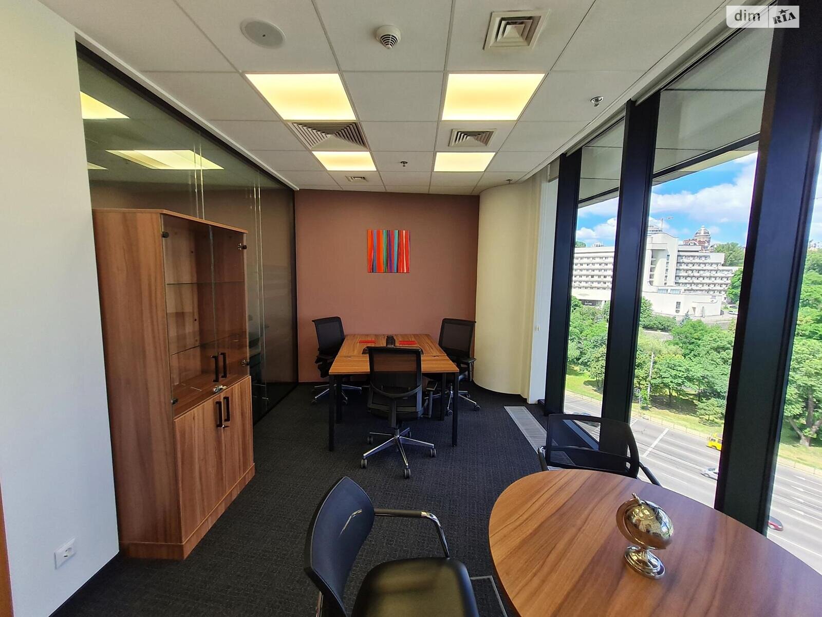 Аренда офисного помещения в Киеве, Болсуновская улица 13-15, помещений - 2, этаж - 8 фото 1