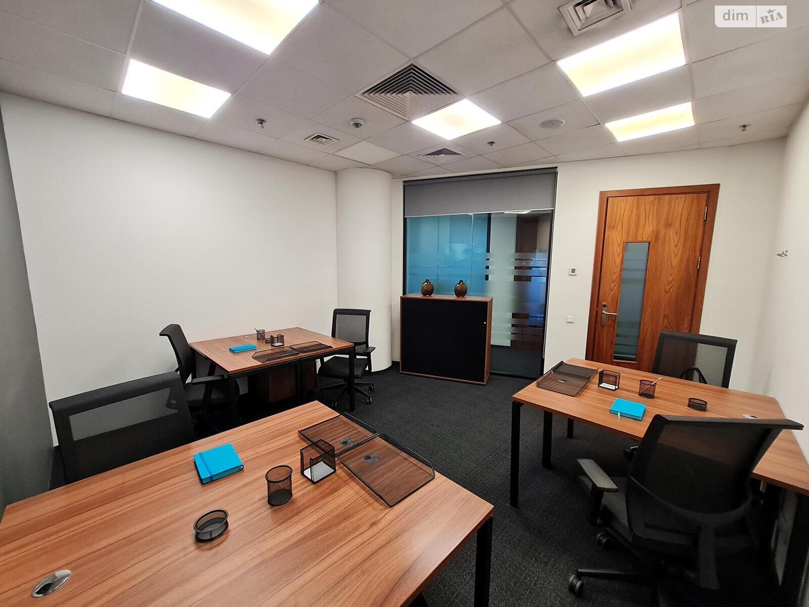 Аренда офисного помещения в Киеве, Болсуновская улица 13-15, помещений - 1, этаж - 8 фото 1 Аренда офисного помещения в Киеве, Болсуновская улица 13-15, помещений - 1, этаж - 8 фото 1