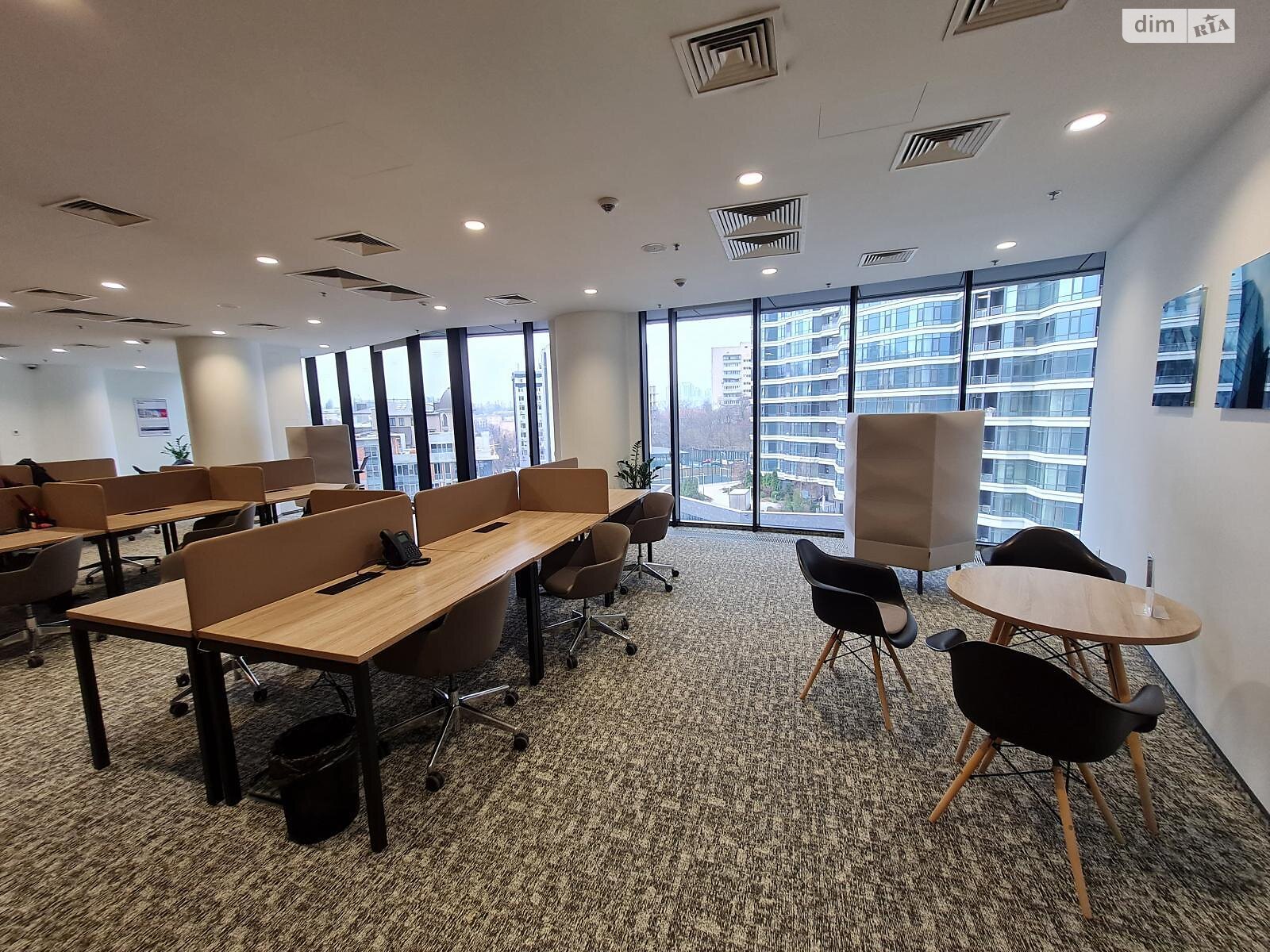 Аренда офисного помещения в Киеве, Болсуновская улица 13-15, помещений - 1, этаж - 8 фото 1 Аренда офисного помещения в Киеве, Болсуновская улица 13-15, помещений - 1, этаж - 8 фото 1