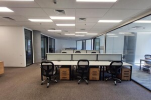 Аренда офисного помещения в Киеве, Болсуновская улица 13-15, помещений - 8, этаж - 6 фото 2 Аренда офисного помещения в Киеве, Болсуновская улица 13-15, помещений - 8, этаж - 6 фото 2