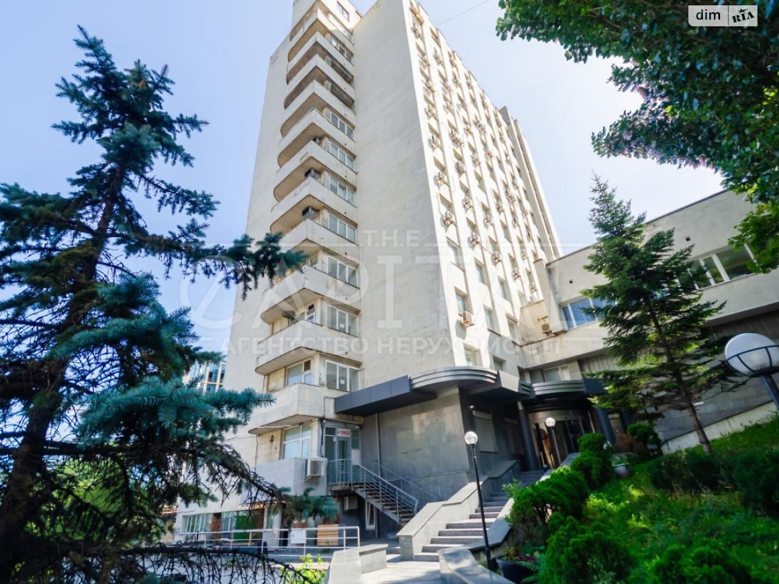 Аренда офисного помещения в Киеве, Николая Михновского (Дружбы Народов) бульвар 38, помещений - 14, этаж - 4 фото 1 Аренда офисного помещения в Киеве, Николая Михновского (Дружбы Народов) бульвар 38, помещений - 14, этаж - 4 фото 1