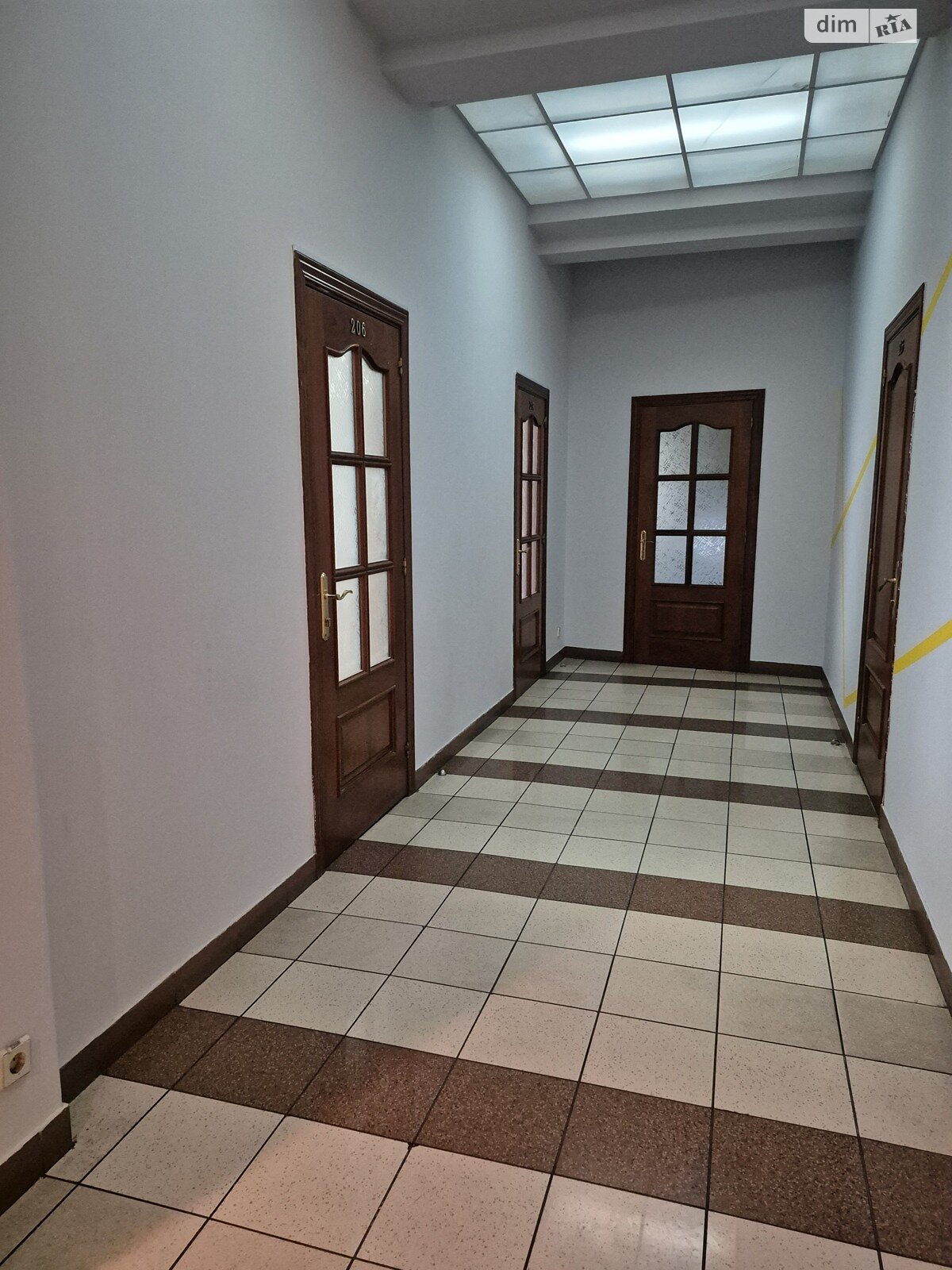 Оренда офісного приміщення в Києві, Миколи Міхновського (Дружби Народів) бульвар 38, приміщень - 1, поверх - 2 фото 1 Оренда офісного приміщення в Києві, Миколи Міхновського (Дружби Народів) бульвар 38, приміщень - 1, поверх - 2 фото 1