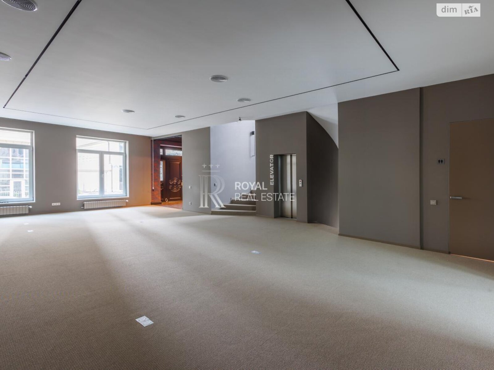 Аренда офисного помещения в Киеве, Новоселицкая улица 7, помещений - 6, этаж - 1 фото 1