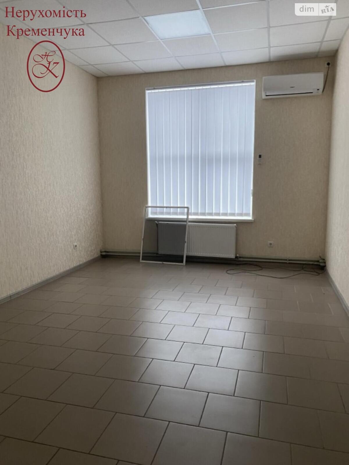 Аренда офисного помещения в Кременчуге, Велика Набережна, помещений - 1, этаж - 1 фото 1