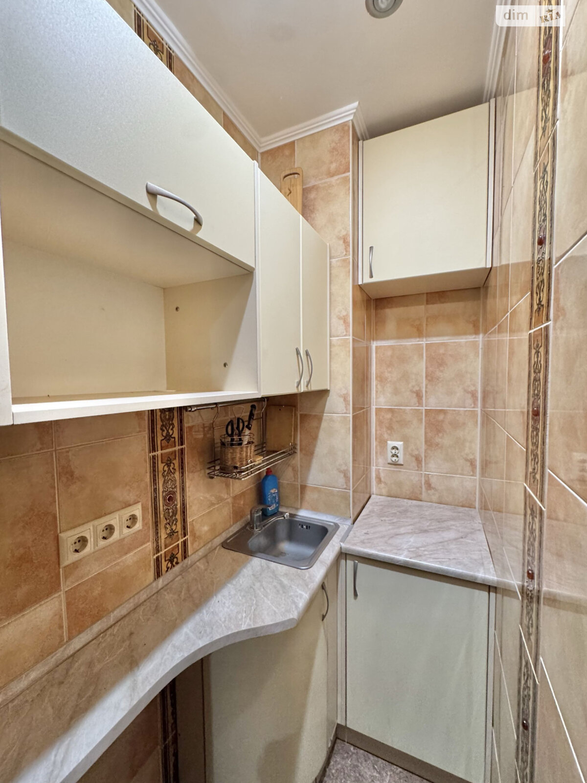 Оренда офісного приміщення в Кривому Розі, Поштовий (Карла Маркса) проспект, приміщень -, поверх - 1 фото 1 Оренда офісного приміщення в Кривому Розі, Поштовий (Карла Маркса) проспект, приміщень -, поверх - 1 фото 1