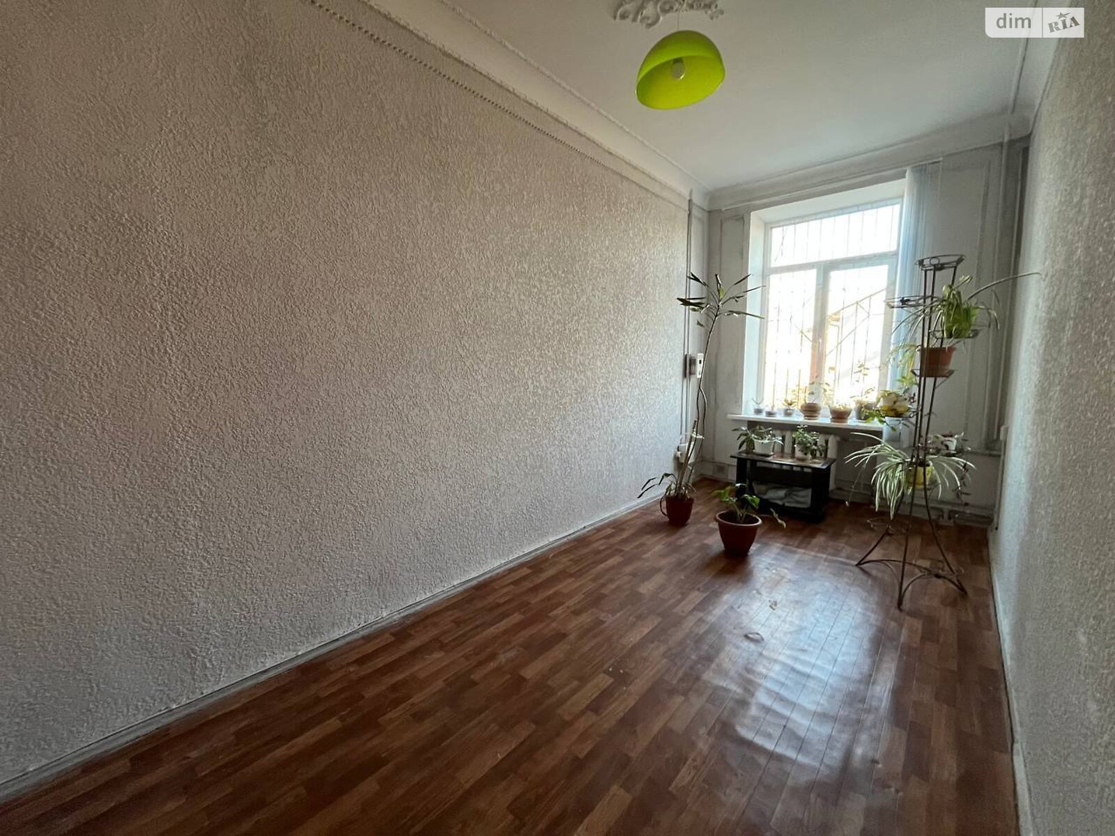 Аренда офисного помещения в Кривом Роге, Церковная (Калиниченко) улица 3, помещений - 10, этаж - 1 фото 1