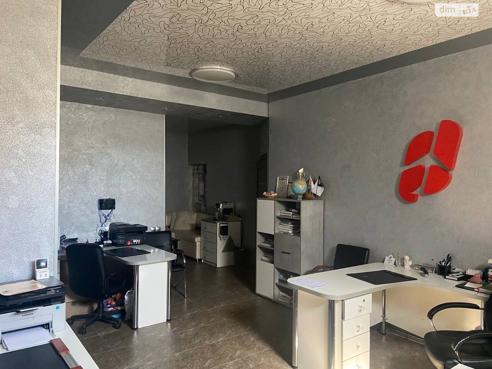 Аренда офисного помещения в Крюковщине, Одесская улица 24, помещений - фото 1 Аренда офисного помещения в Крюковщине, Одесская улица 24, помещений - фото 1