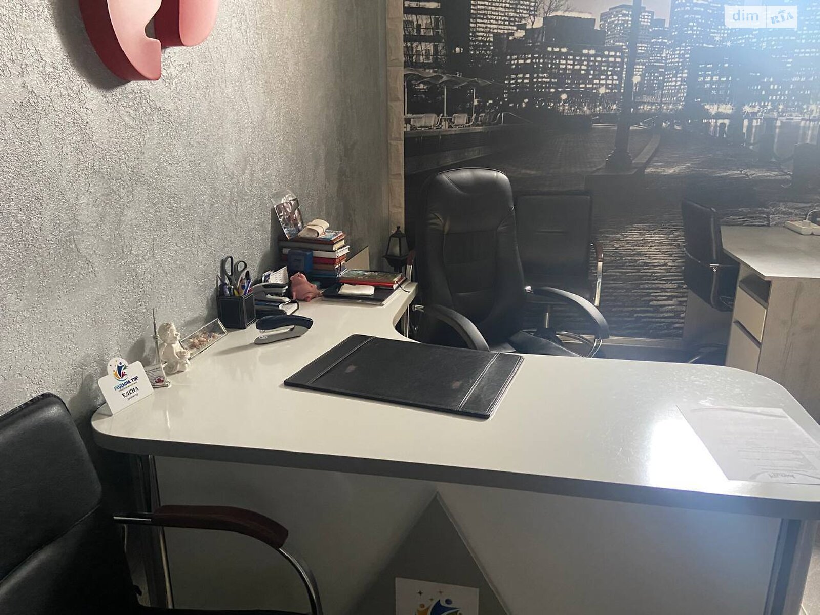 Аренда офисного помещения в Крюковщине, Одесская улица 24, помещений - фото 1 Аренда офисного помещения в Крюковщине, Одесская улица 24, помещений - фото 1