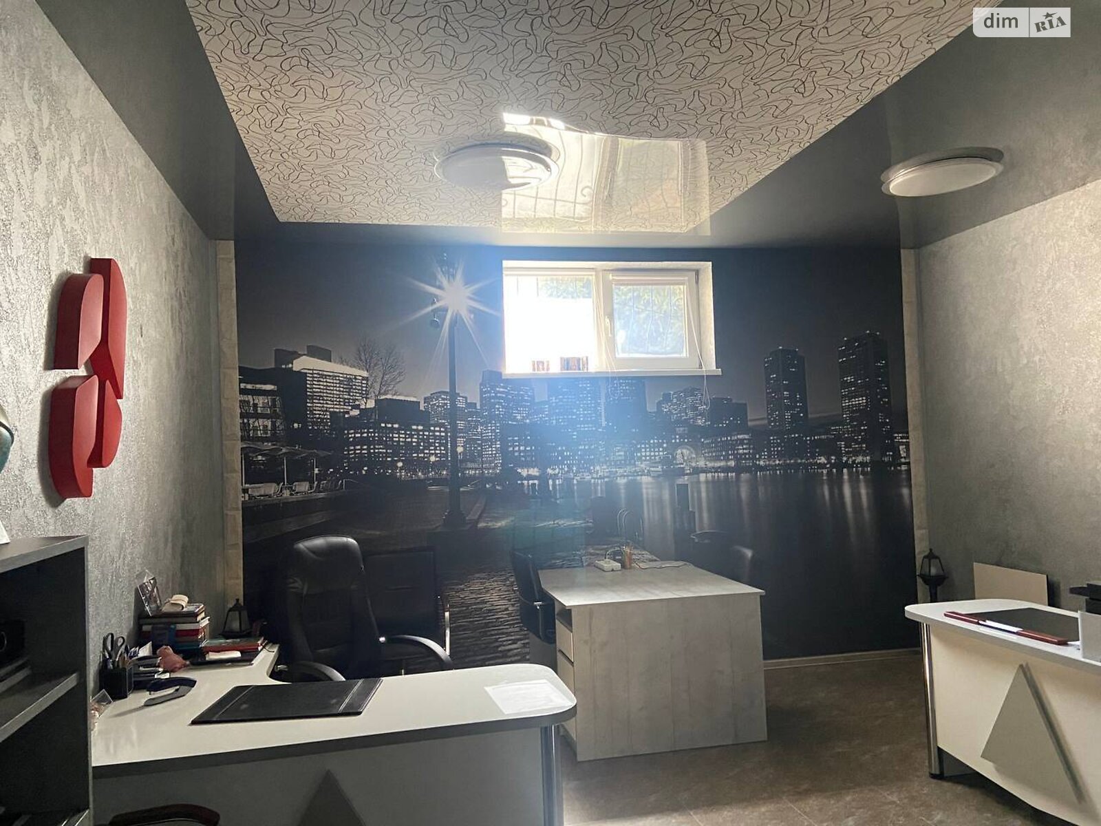 Аренда офисного помещения в Крюковщине, Одесская улица 24, помещений - фото 1 Аренда офисного помещения в Крюковщине, Одесская улица 24, помещений - фото 1