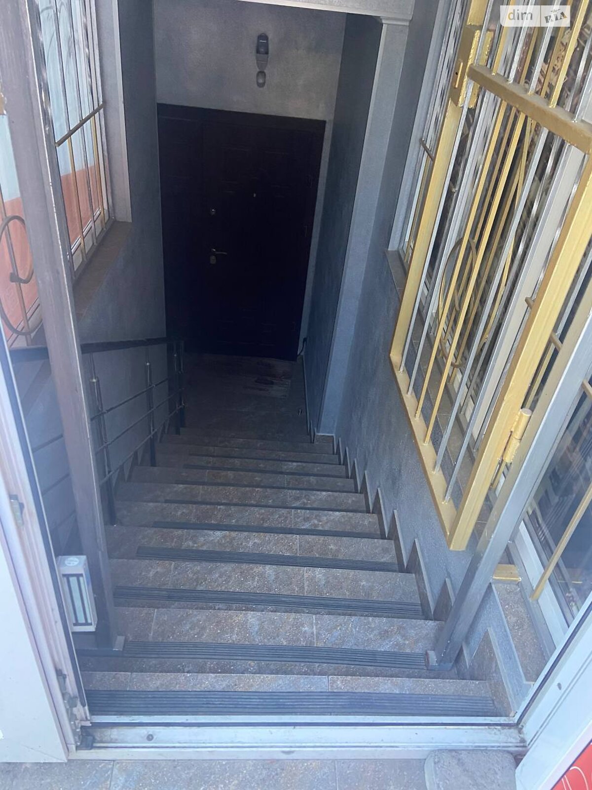 Аренда офисного помещения в Крюковщине, Одесская улица 24, помещений - фото 1 Аренда офисного помещения в Крюковщине, Одесская улица 24, помещений - фото 1