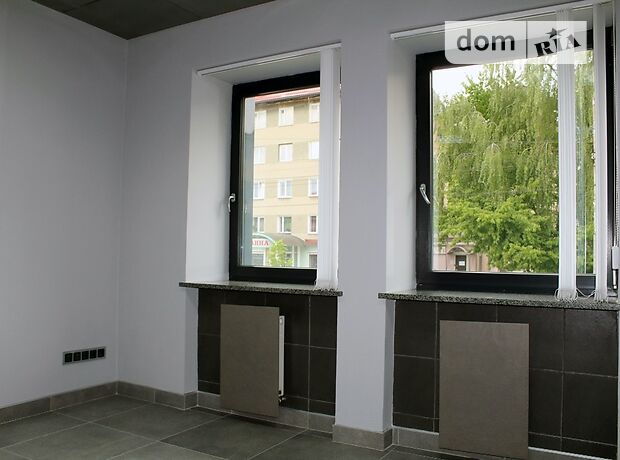 Оренда офісного приміщення в Луцьку, Винниченка Володимира вулиця 26, приміщень - 1, поверх - 1 фото 1 Оренда офісного приміщення в Луцьку, Винниченка Володимира вулиця 26, приміщень - 1, поверх - 1 фото 1