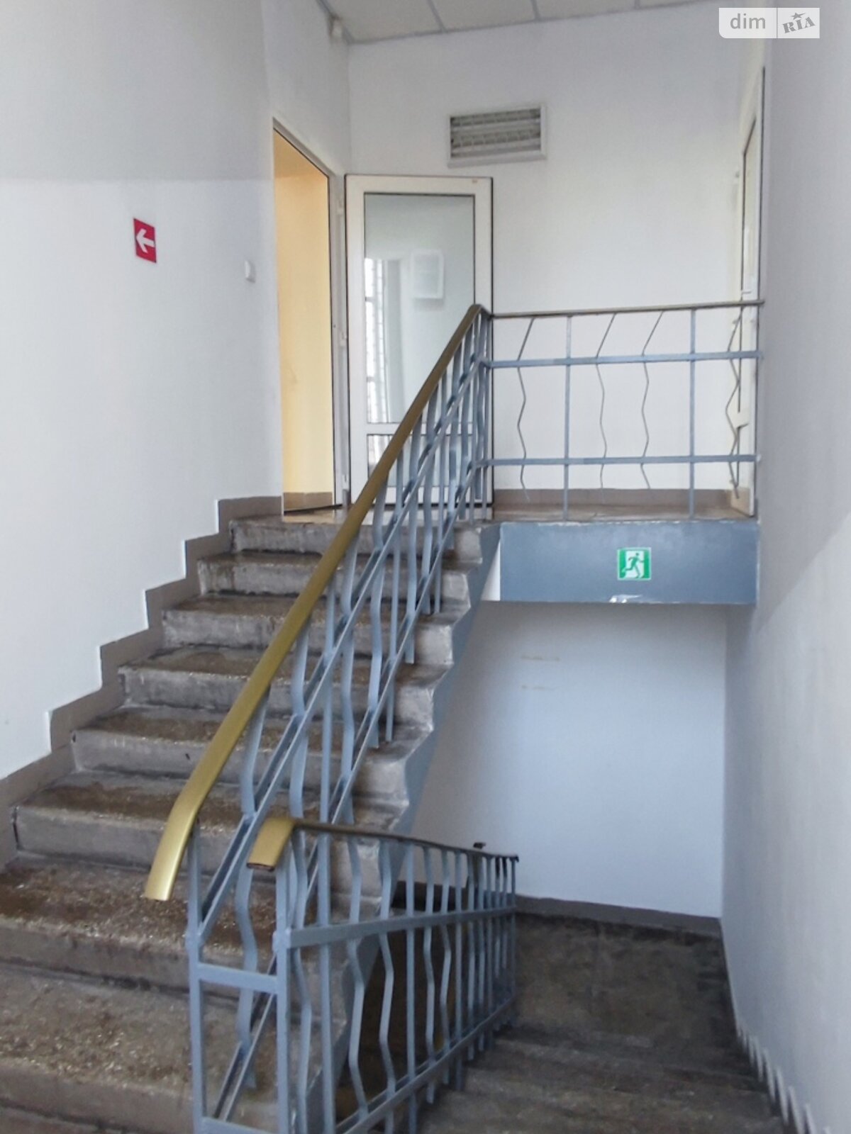 Оренда офісного приміщення в Луцьку, Волі проспект 27, приміщень - 4, поверх - 3 фото 1