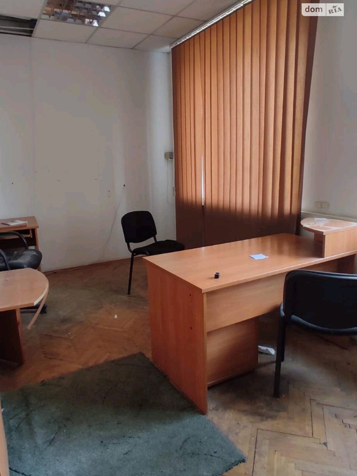 Аренда офисного помещения в Луцке, Киверцевская улица, помещений - 1, этаж - 1 фото 1