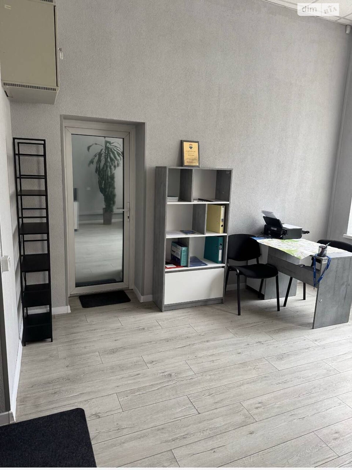 Оренда офісного приміщення в Львові, Героїв УПА вулиця, приміщень -, поверх - 1 фото 1