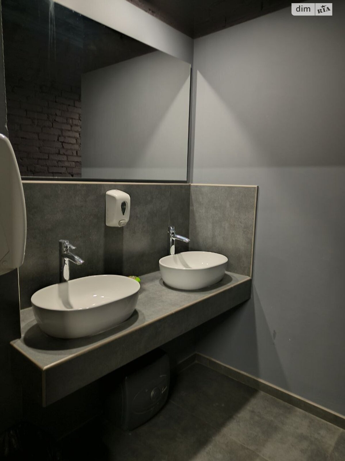 Аренда офисного помещения в Львове, Героев УПА улица, помещений -, этаж - 2 фото 1