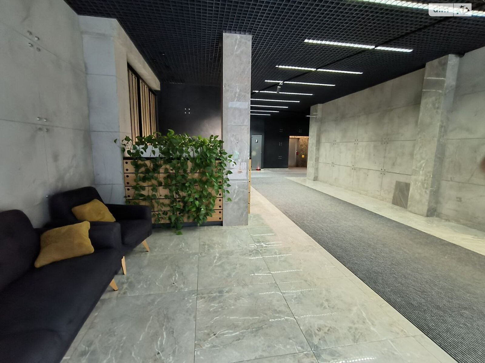 Аренда офисного помещения в Львове, Героев УПА улица, помещений -, этаж - 2 фото 1