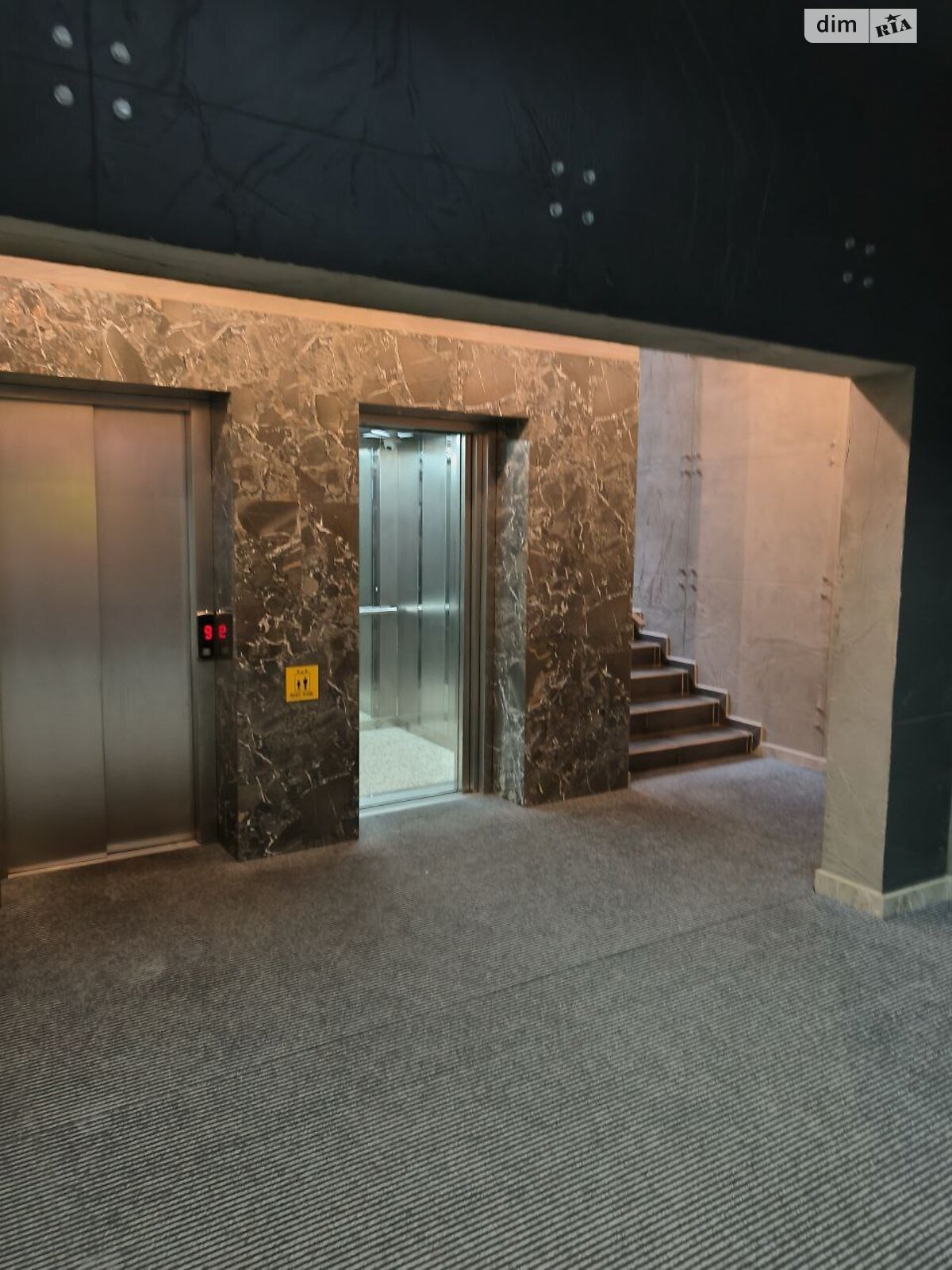 Аренда офисного помещения в Львове, Героев УПА улица, помещений -, этаж - 2 фото 1