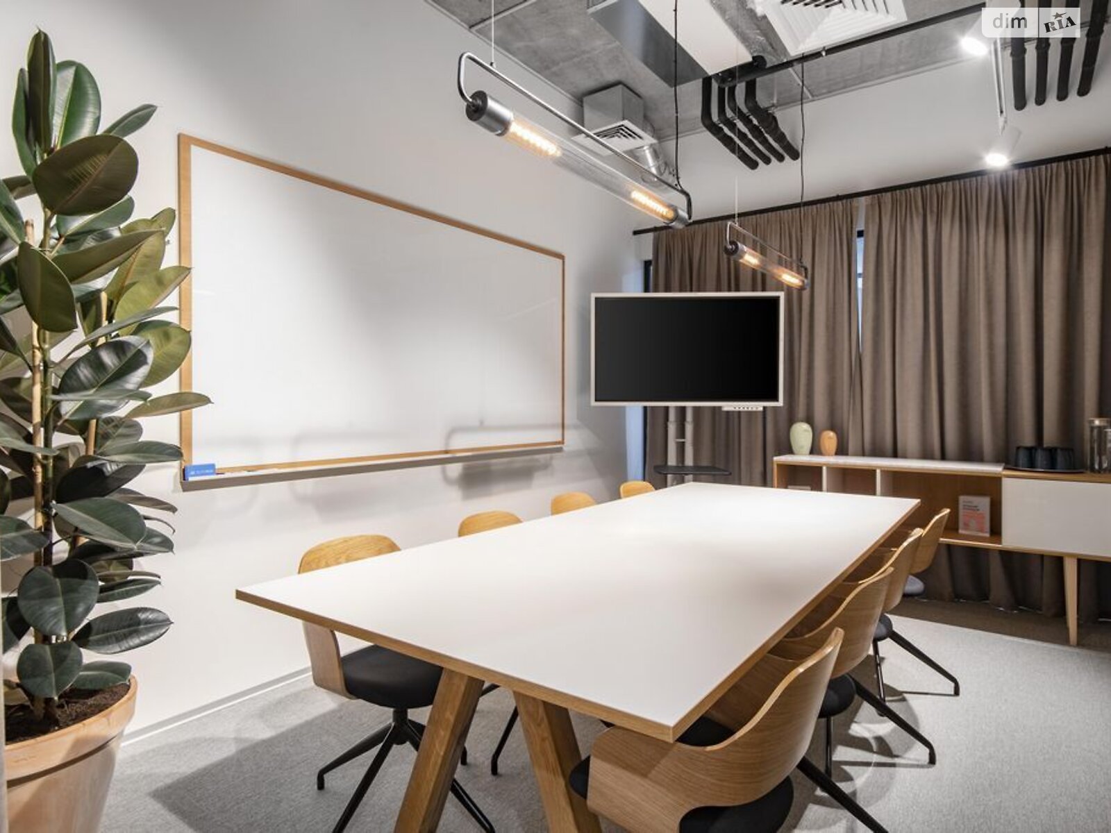 Аренда офисного помещения в Львове, Стрыйская улица, помещений -, этаж - 2 фото 1