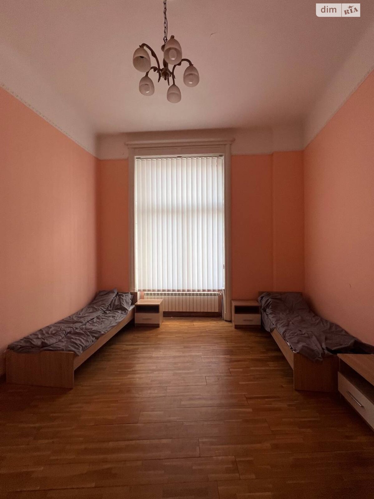 Аренда офисного помещения в Львове, Мицкевича площадь 8, помещений -, этаж - 3 фото 1