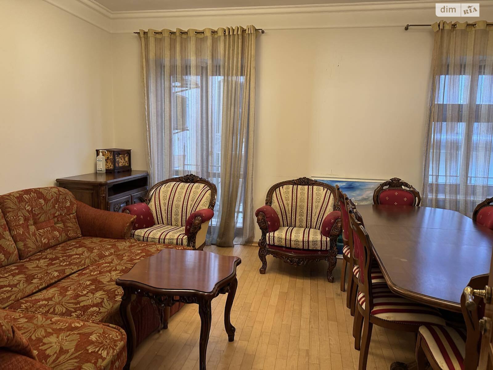 Оренда офісного приміщення в Львові, Рогатинців Братів вулиця 18, приміщень - 4, поверх - 3 фото 1 Оренда офісного приміщення в Львові, Рогатинців Братів вулиця 18, приміщень - 4, поверх - 3 фото 1