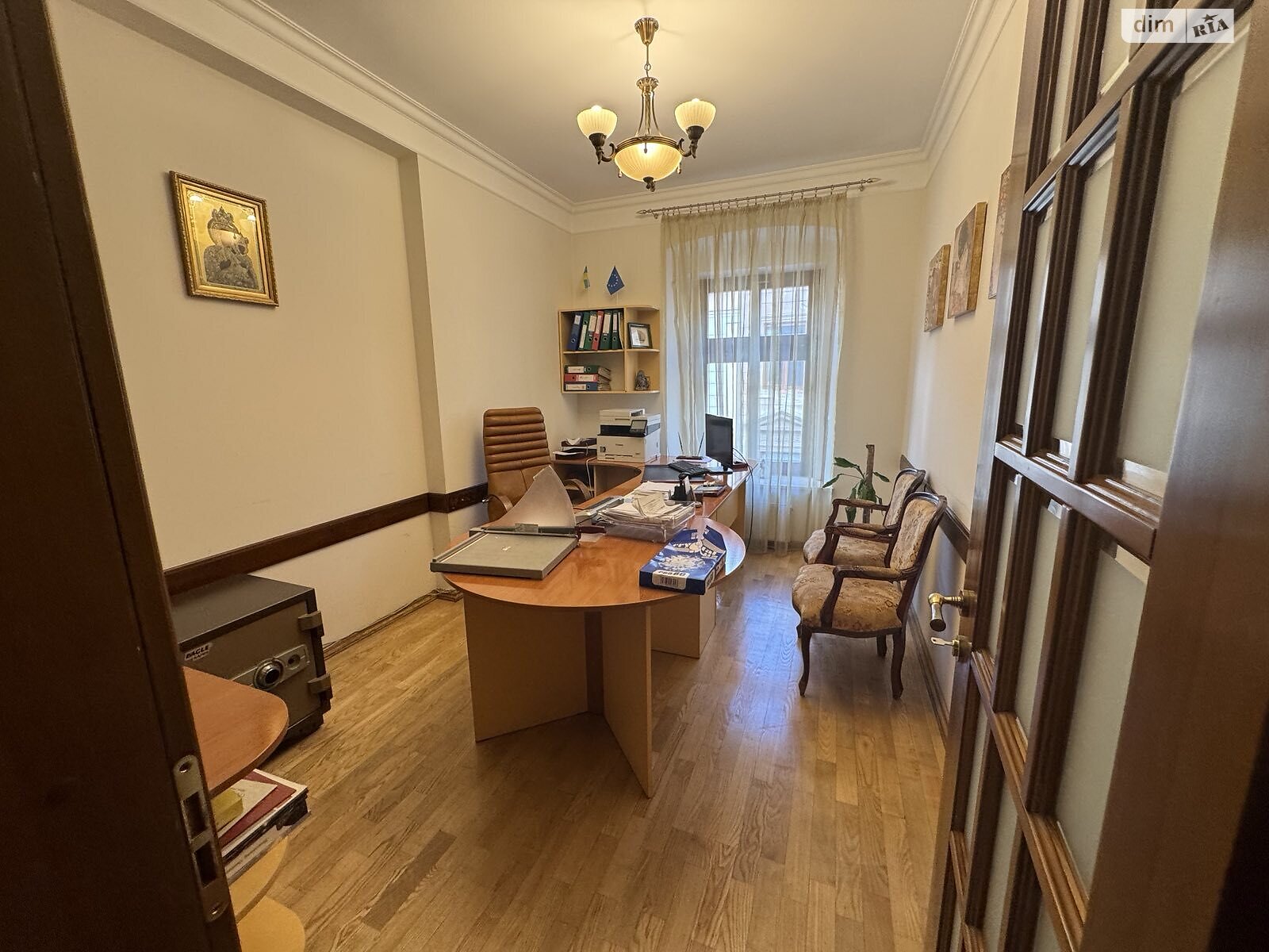 Оренда офісного приміщення в Львові, Рогатинців Братів вулиця 18, приміщень - 4, поверх - 3 фото 1 Оренда офісного приміщення в Львові, Рогатинців Братів вулиця 18, приміщень - 4, поверх - 3 фото 1