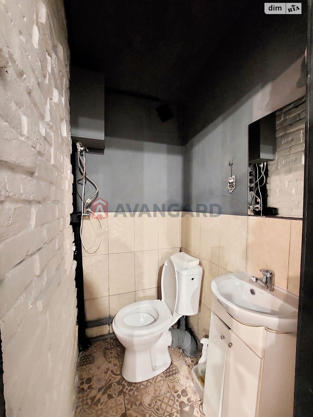 Оренда офісного приміщення в Львові, Шолом-Алейхема вулиця 9, приміщень - 1, поверх - 1 фото 1 Оренда офісного приміщення в Львові, Шолом-Алейхема вулиця 9, приміщень - 1, поверх - 1 фото 1