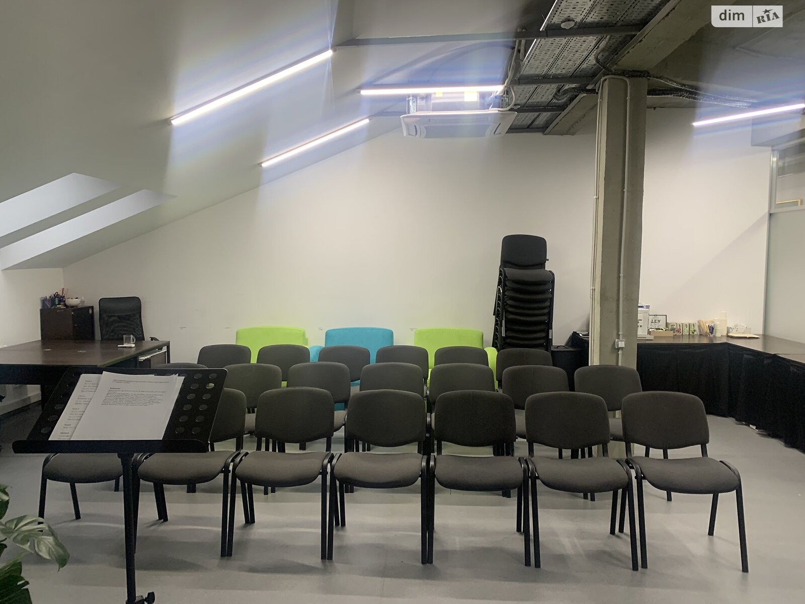 Оренда офісного приміщення в Львові, Шпитальна вулиця 9, приміщень - 1, поверх - 3 фото 1