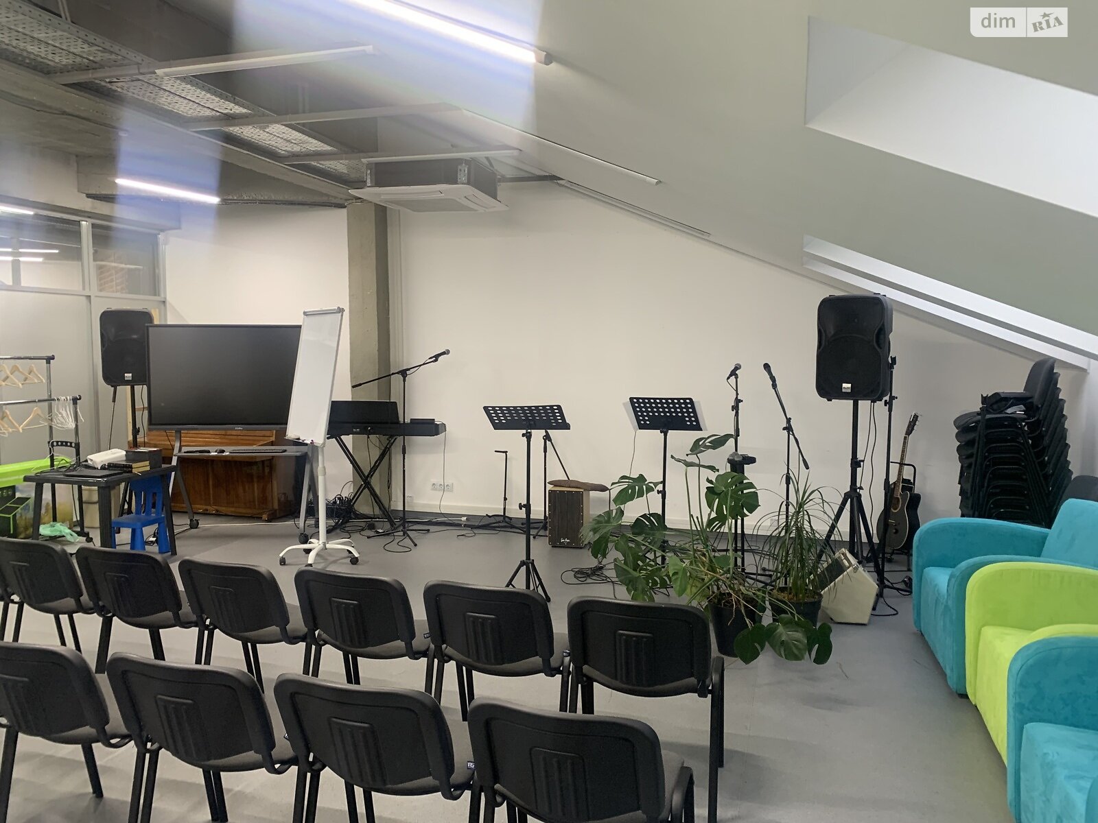 Оренда офісного приміщення в Львові, Шпитальна вулиця 9, приміщень - 1, поверх - 3 фото 1