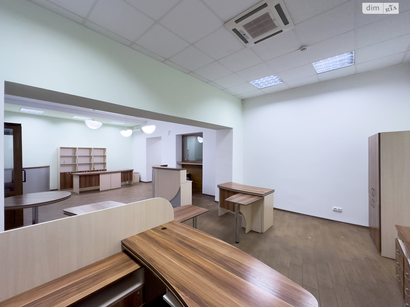 Аренда офисного помещения в Львове, Стефаника улица, помещений - 4, этаж - 1 фото 1