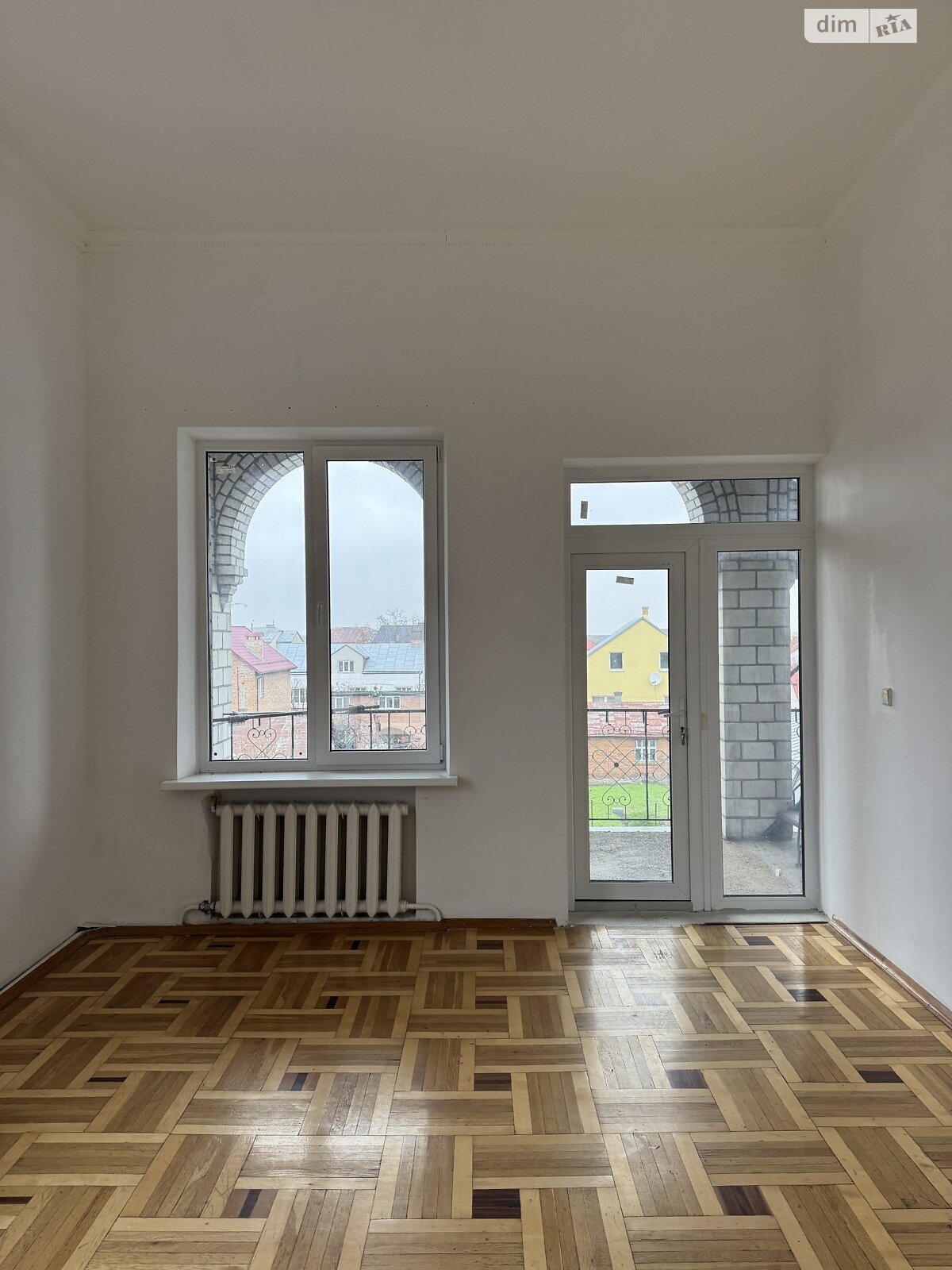 Аренда офисного помещения в Львове, Хмельницкого Богдана улица, помещений - 3, этаж - 4 фото 1 Аренда офисного помещения в Львове, Хмельницкого Богдана улица, помещений - 3, этаж - 4 фото 1