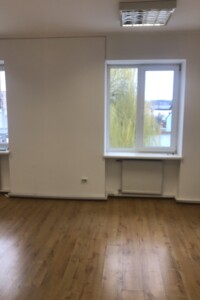 Аренда офисного помещения в Львове, ул. Хмельницкого Богдана 172, помещений - 1, этаж - 3 фото 2