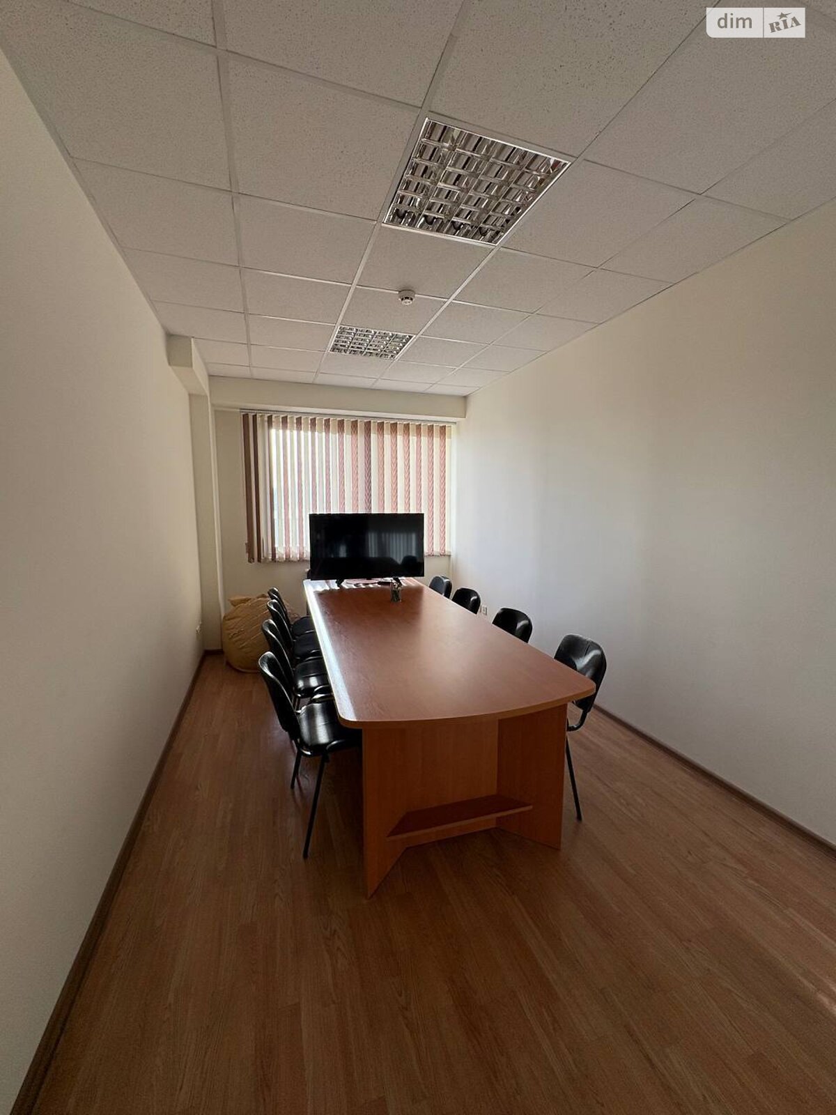 Аренда офисного помещения в Львове, Хмельницкого Богдана улица 212, помещений - 1, этаж - 6 фото 1