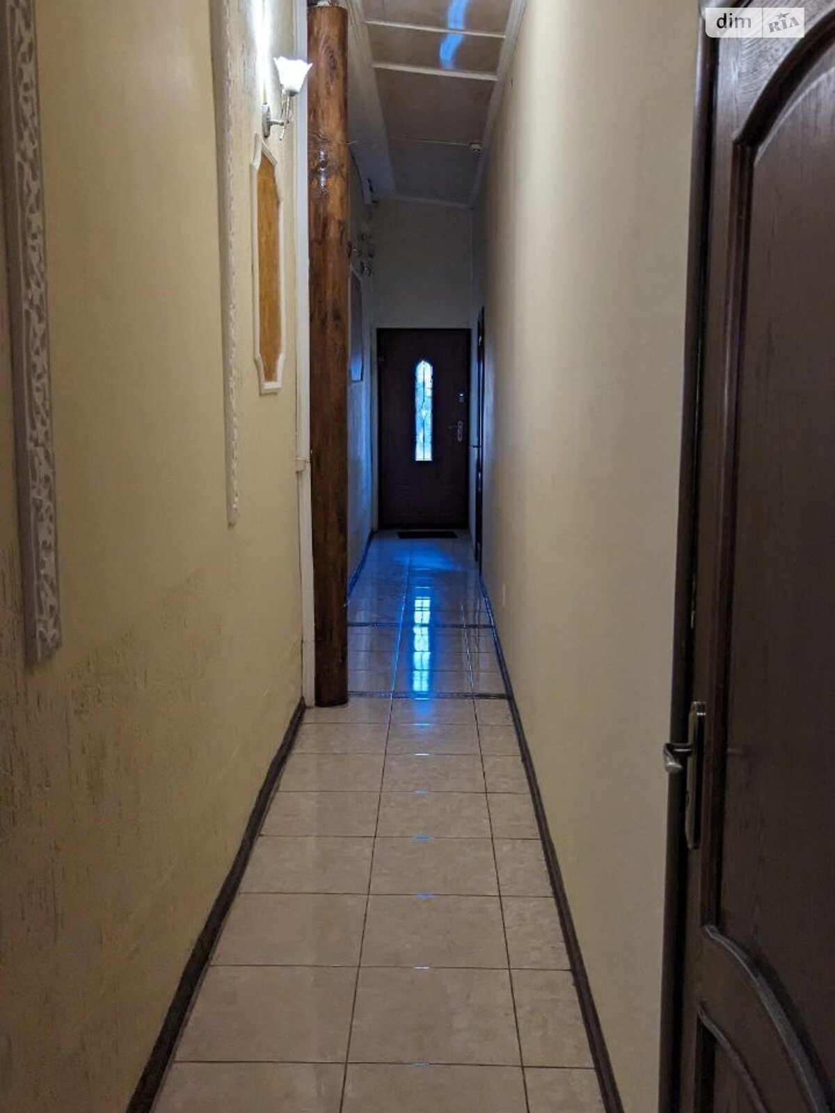 Аренда офисного помещения в Львове, Родниковая улица 19, помещений - 3, этаж - 1 фото 1 Аренда офисного помещения в Львове, Родниковая улица 19, помещений - 3, этаж - 1 фото 1