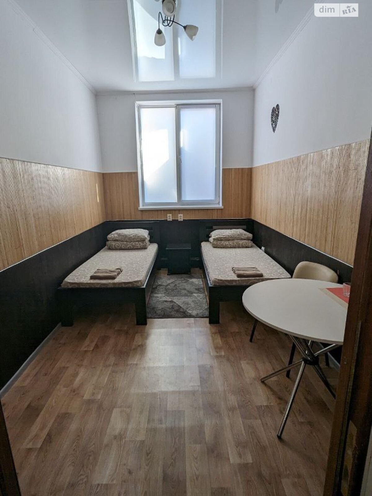 Аренда офисного помещения в Львове, Родниковая улица 19, помещений - 3, этаж - 1 фото 1 Аренда офисного помещения в Львове, Родниковая улица 19, помещений - 3, этаж - 1 фото 1