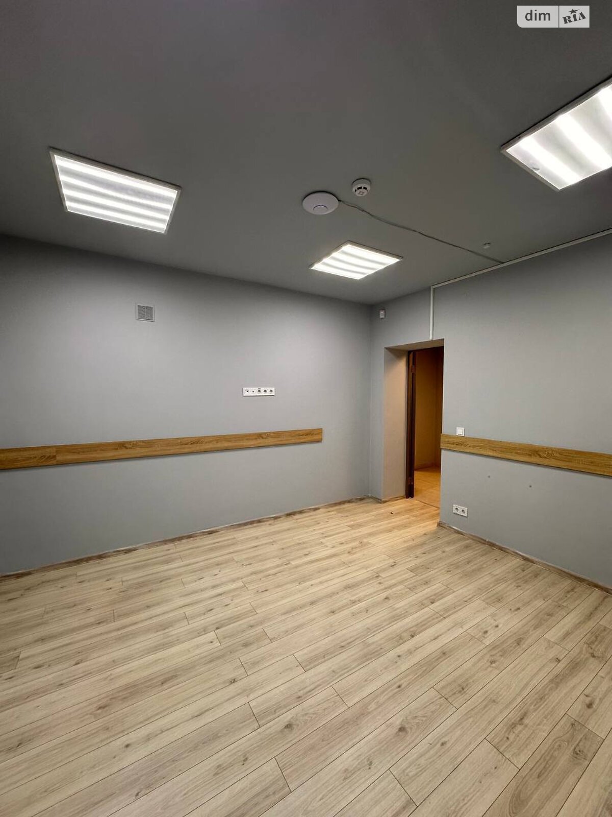 Аренда офисного помещения в Львове, Княгини Ольги улица, помещений - 3, этаж - 1 фото 1 Аренда офисного помещения в Львове, Княгини Ольги улица, помещений - 3, этаж - 1 фото 1