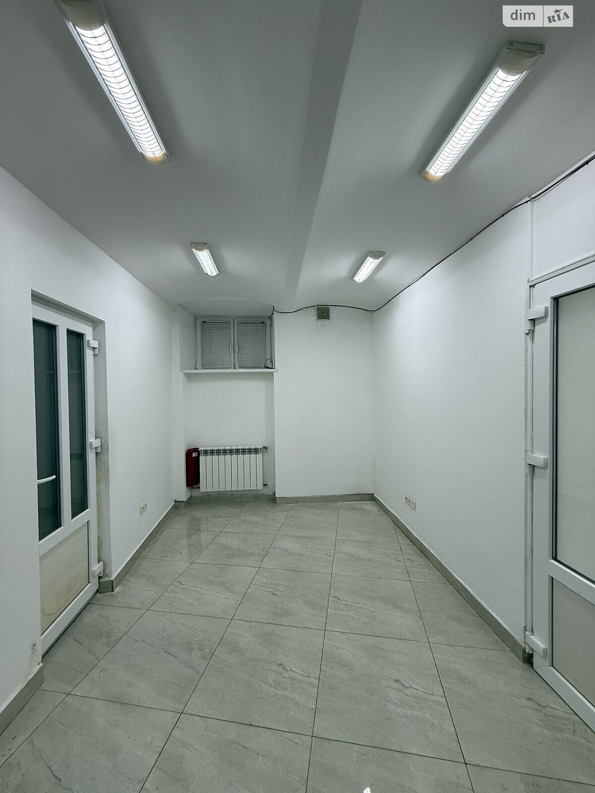 Аренда офисного помещения в Львове, Богомольца Академика улица 15, помещений - 3 фото 1