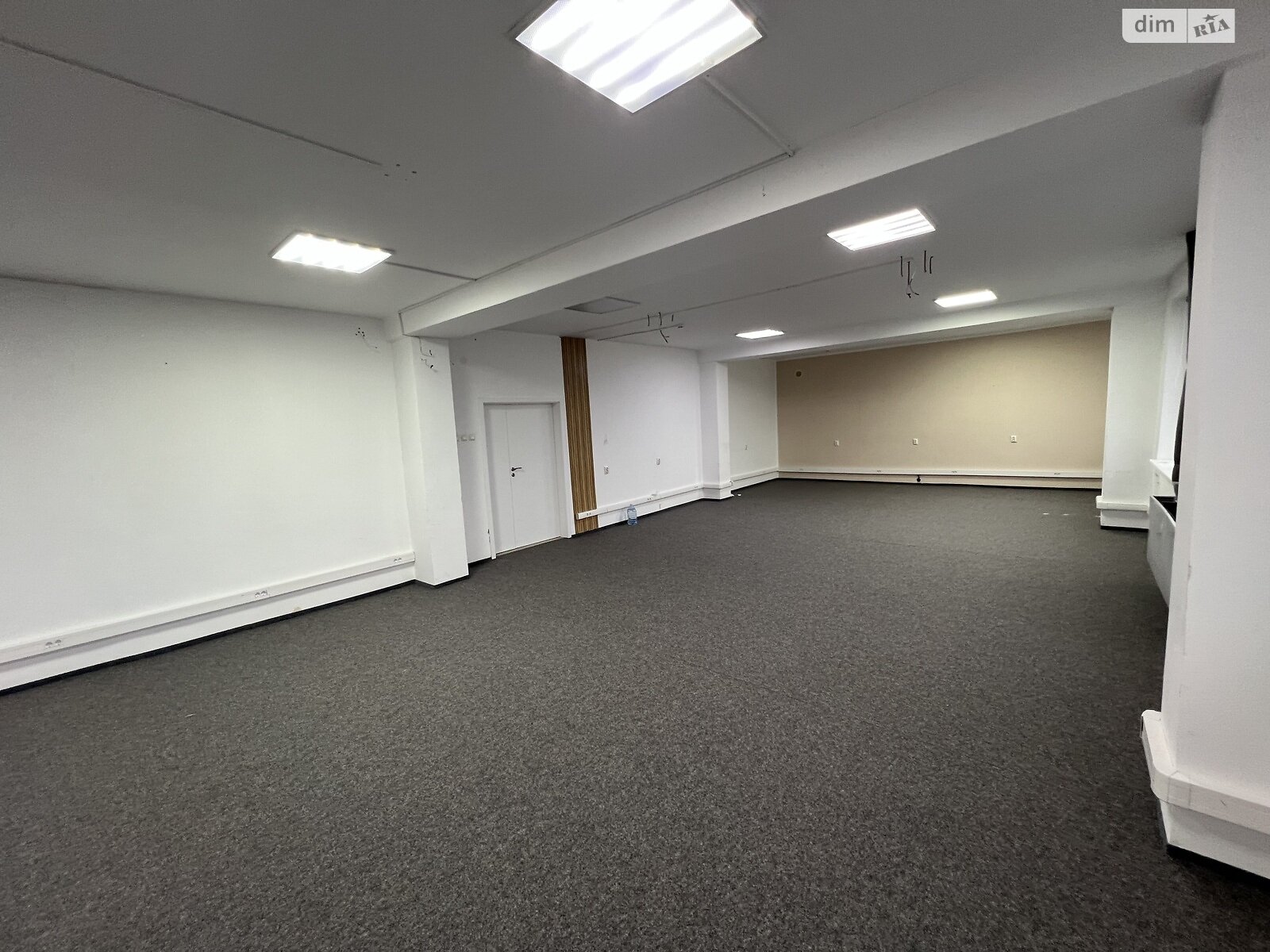 Оренда офісного приміщення в Львові, Пасічна вулиця 93Б, приміщень - 1, поверх - 3 фото 1