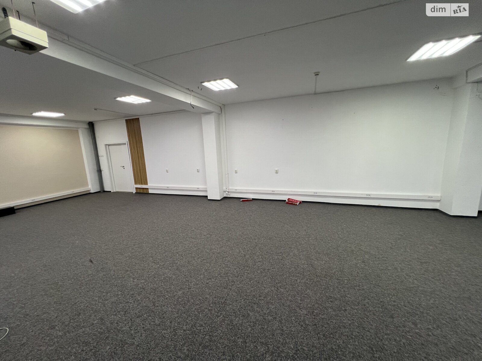 Оренда офісного приміщення в Львові, Пасічна вулиця 93Б, приміщень - 1, поверх - 3 фото 1