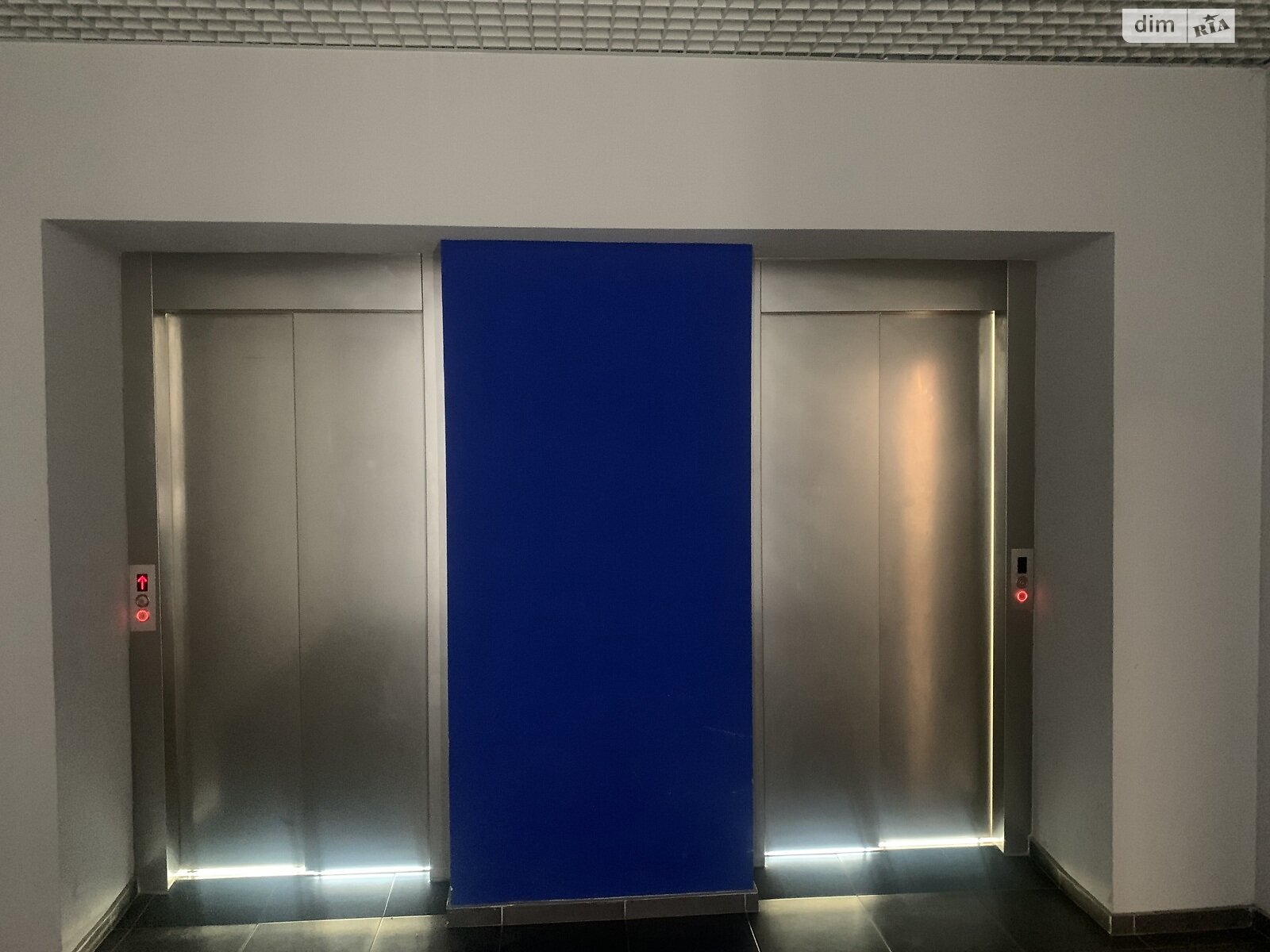 Аренда офисного помещения в Львове, Петрушевича площадь 3, помещений - 4, этаж - 5 фото 1 Аренда офисного помещения в Львове, Петрушевича площадь 3, помещений - 4, этаж - 5 фото 1