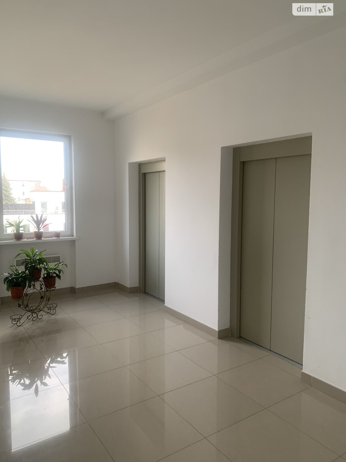 Оренда офісного приміщення в Львові, Кам’янецька вулиця 33, приміщень - 1, поверх - 4 фото 1 Оренда офісного приміщення в Львові, Кам’янецька вулиця 33, приміщень - 1, поверх - 4 фото 1