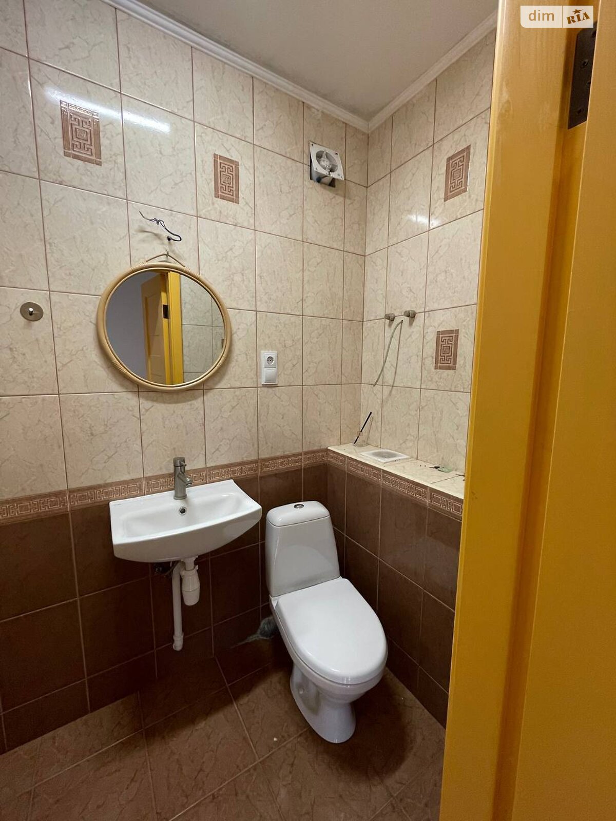 Оренда офісного приміщення в Львові, Антоновича Володимира вулиця 74, приміщень - 1, поверх - 3 фото 1 Оренда офісного приміщення в Львові, Антоновича Володимира вулиця 74, приміщень - 1, поверх - 3 фото 1