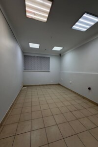 Оренда офісного приміщення в Львові, Федьковича вулиця 34А, приміщень - 3, поверх - 1 фото 2 Оренда офісного приміщення в Львові, Федьковича вулиця 34А, приміщень - 3, поверх - 1 фото 2