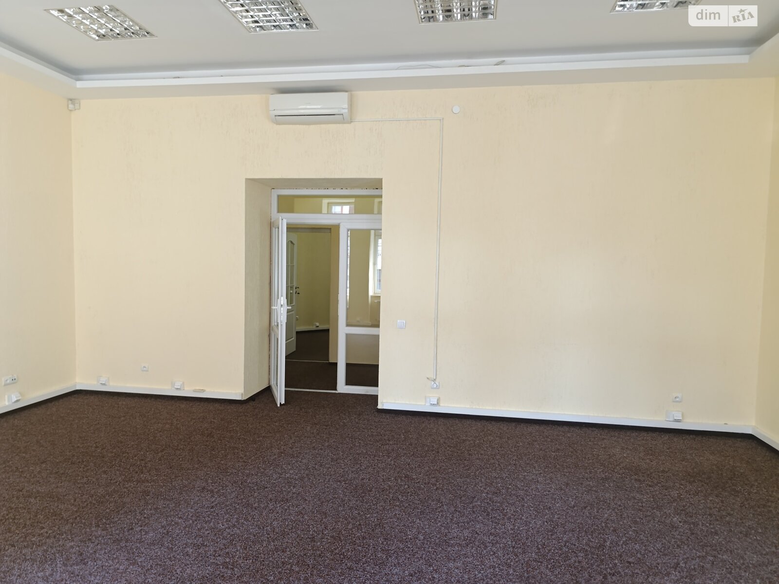 Оренда офісного приміщення в Львові, Валова вулиця 13, приміщень - 4, поверх - 2 фото 1