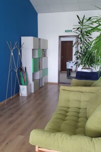 Аренда офисного помещения в Львове, Железнодорожная улица 7, помещений -, этаж - 4 фото 2 Аренда офисного помещения в Львове, Железнодорожная улица 7, помещений -, этаж - 4 фото 2