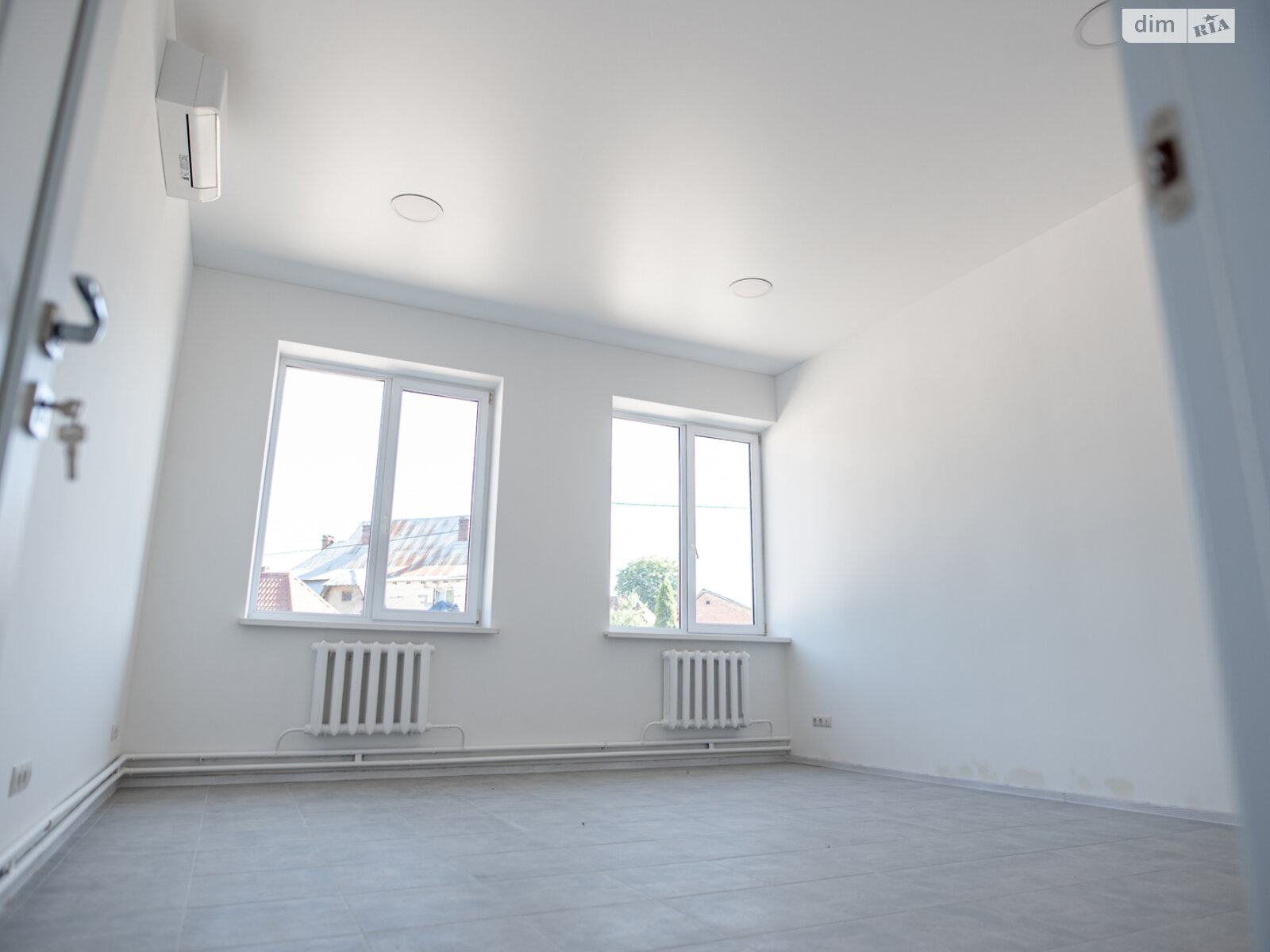 Аренда офисного помещения в Львове, Шевченко Тараса улица, помещений -, этаж - 1 фото 1