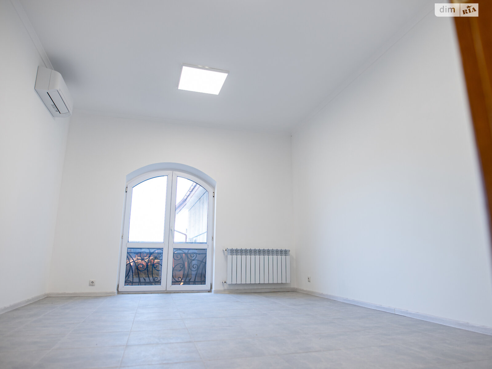 Аренда офисного помещения в Львове, Шевченко Тараса улица, помещений -, этаж - 1 фото 1