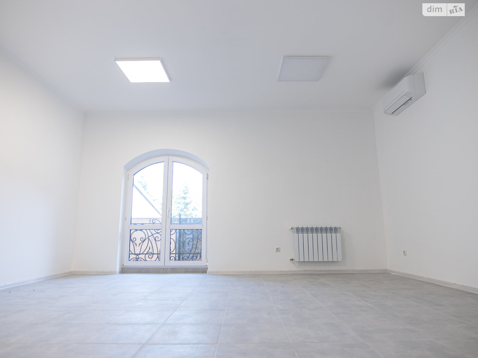 Аренда офисного помещения в Львове, Шевченко Тараса улица, помещений -, этаж - 1 фото 1